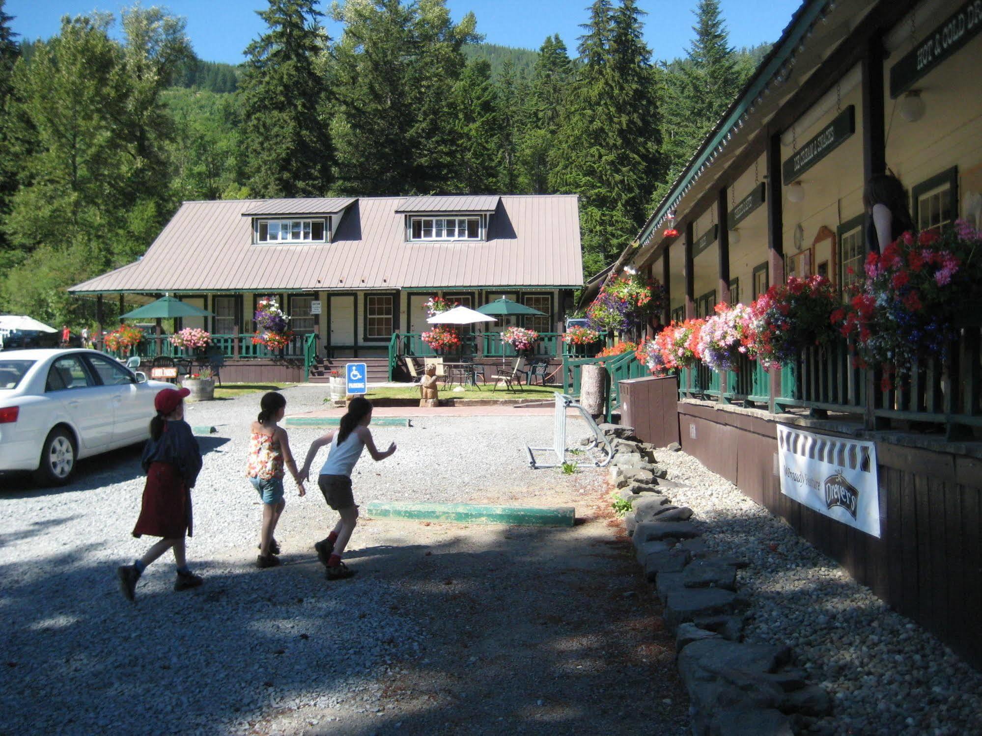 Whittaker'S Motel & Historic Bunkhouse Ashford Eksteriør bilde