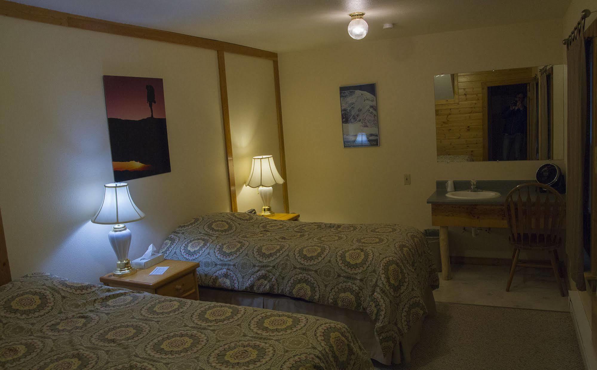 Whittaker'S Motel & Historic Bunkhouse Ashford Eksteriør bilde